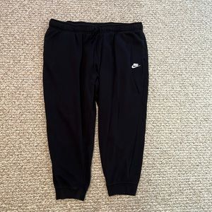 Plus size black Nike joggers. 2x